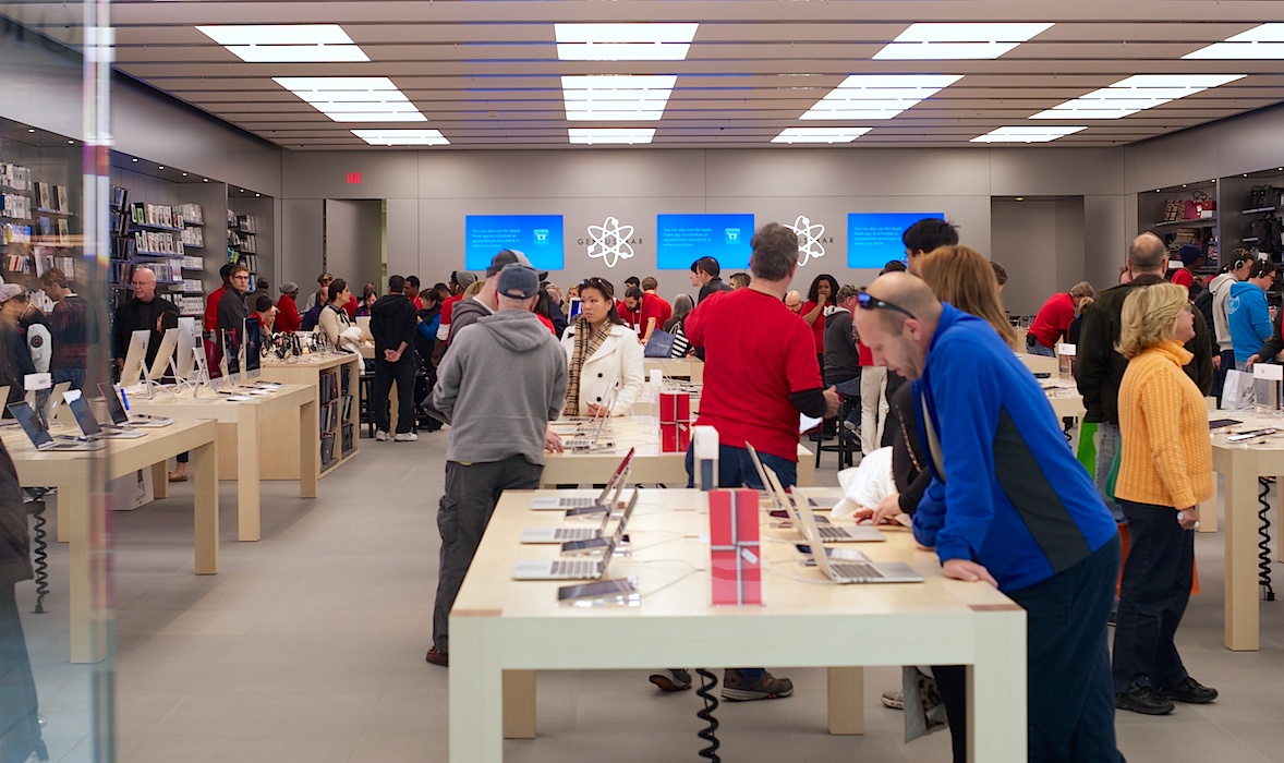 retail-trends-2016-apple-store