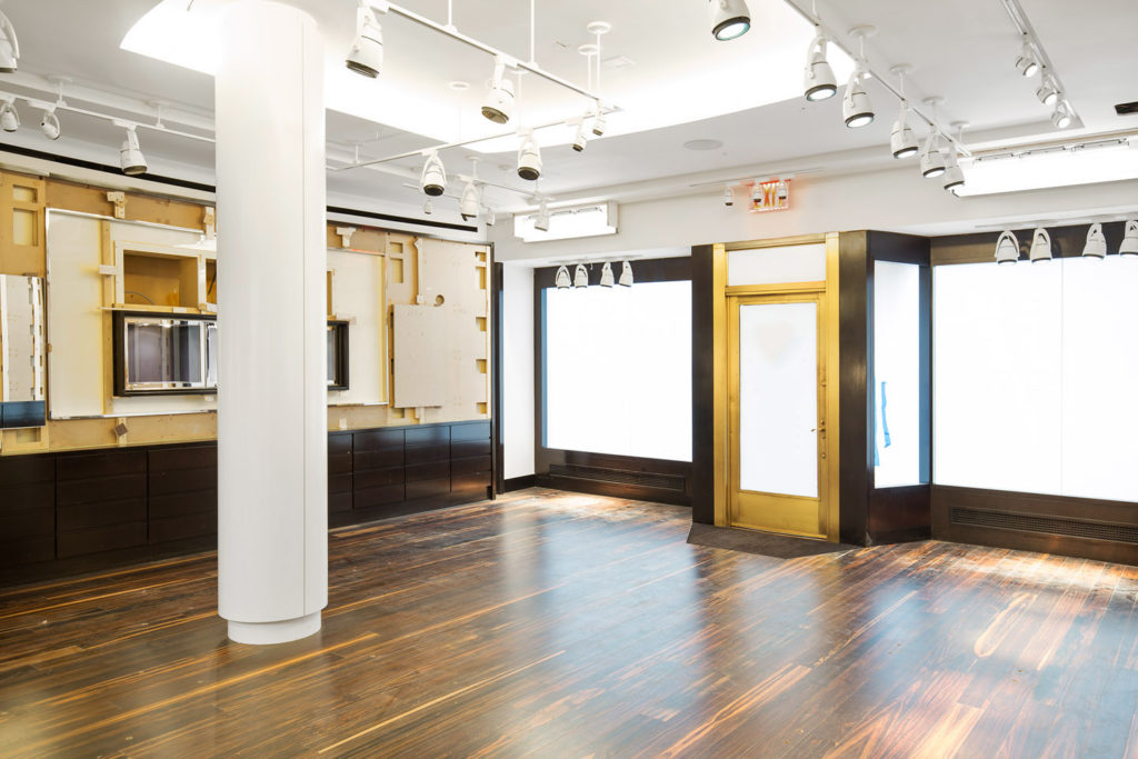 Beautiful pop-up shop in the heart of Upper East Side with premium retail finish