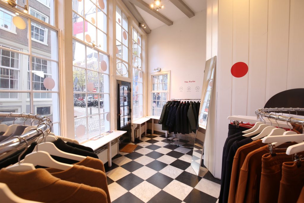 pop up amsterdam space to pop