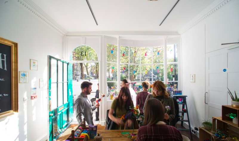 Cadbury's Edible flowers pop up in London