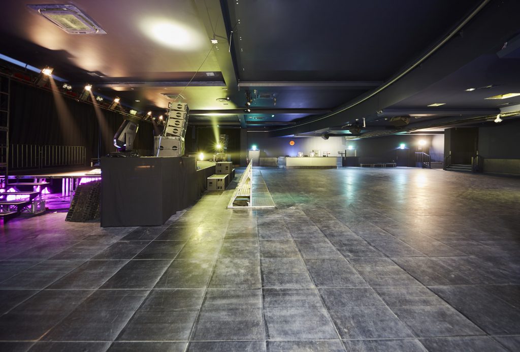 large fashion show space venue for rent in dalston